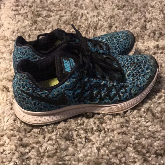 Blue cheetah print NIKE sneakers. - Picture 2 of 4